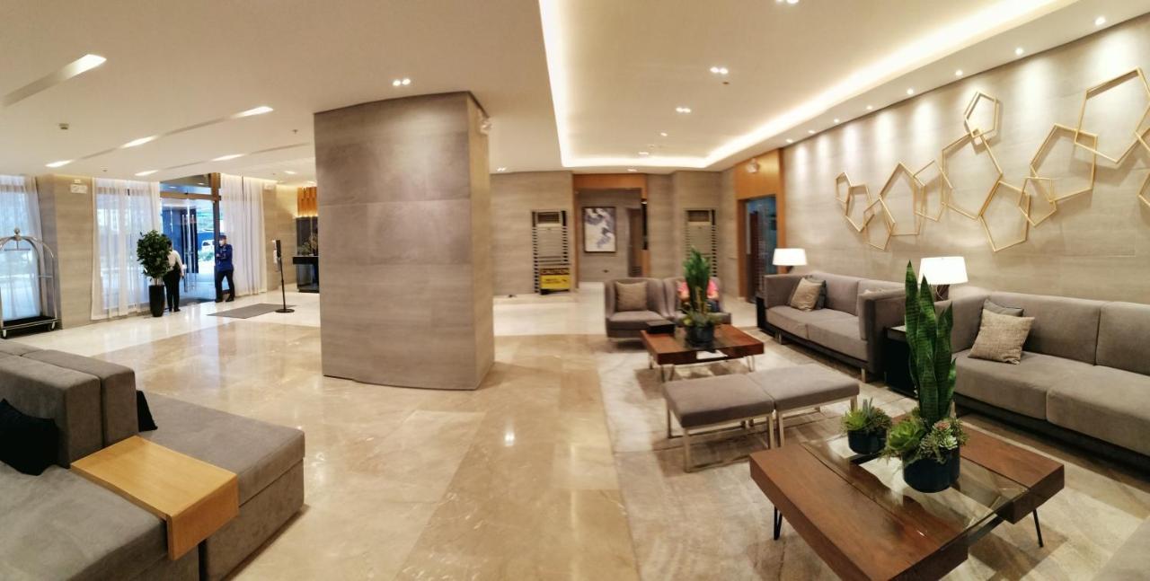 S Residencestower 3 - L&R Staycation Пасай Екстериор снимка